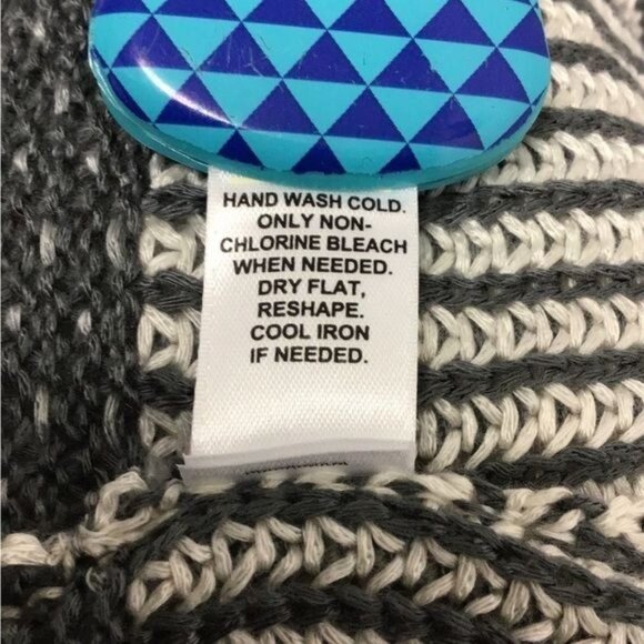 Cato Women’s Sleeveless Open Front Wrap Longline Cardigan, size S - Picture 6 of 6